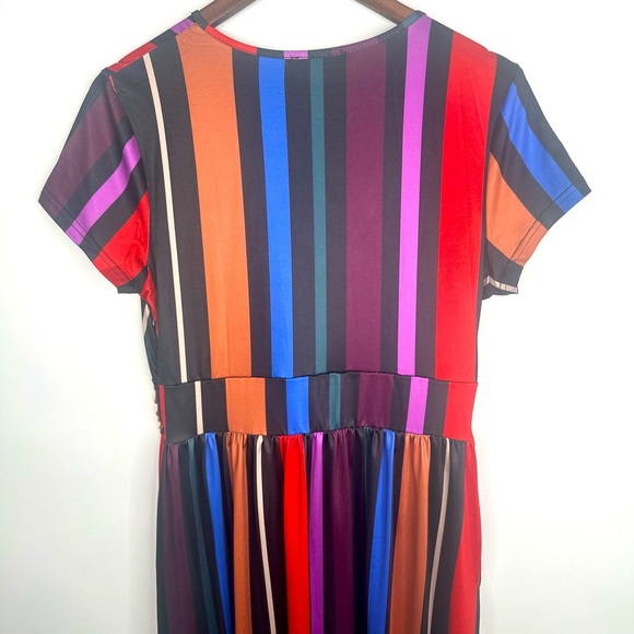 Striped Multicolor V-Neck Maxi‎ Dress Size Large - Picture 6 of 8